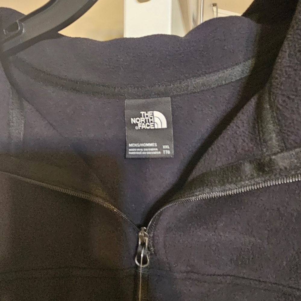 Northface mens pull over xxl